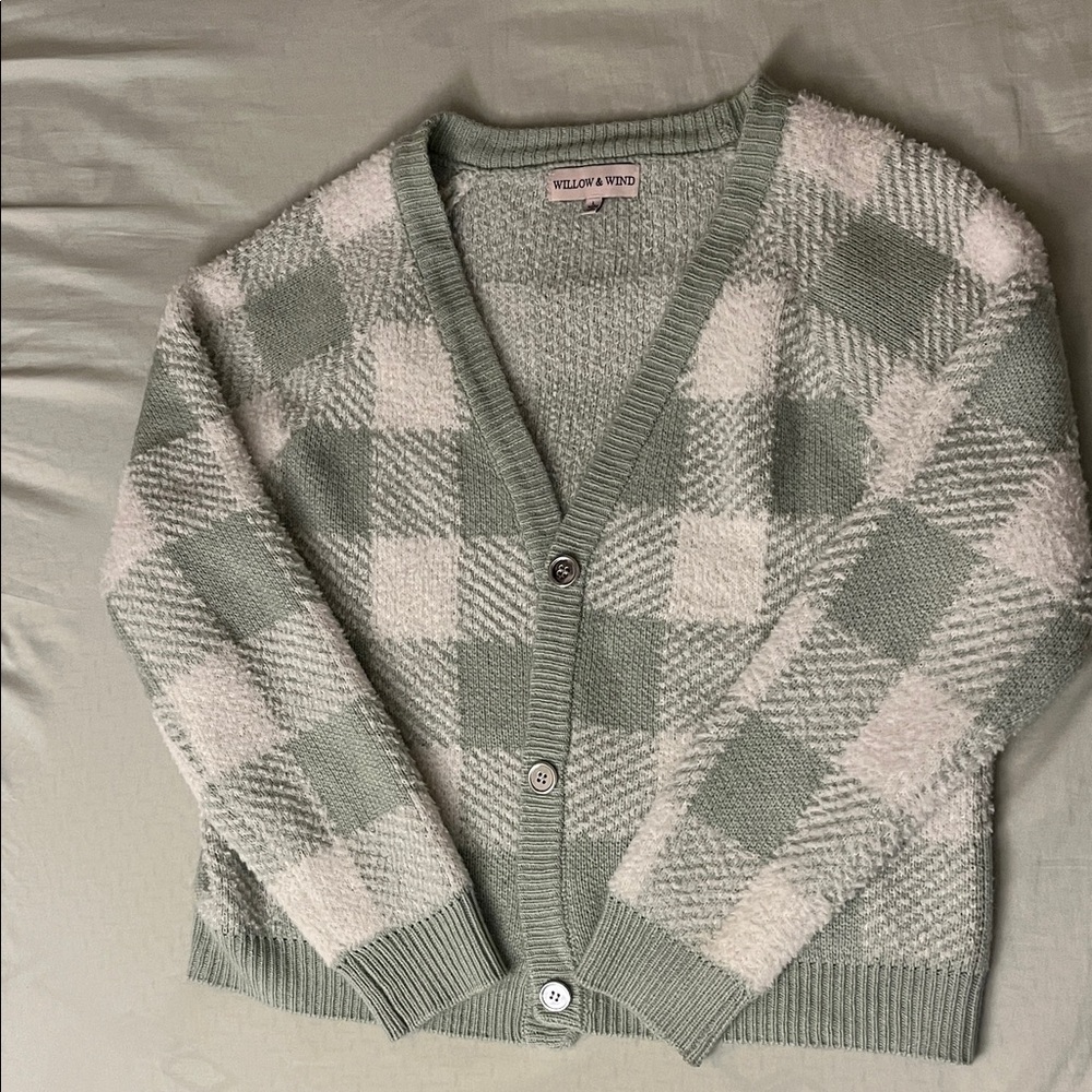 Willow & Wind Sage Green and Cream Plaid Button-Up Cardigan